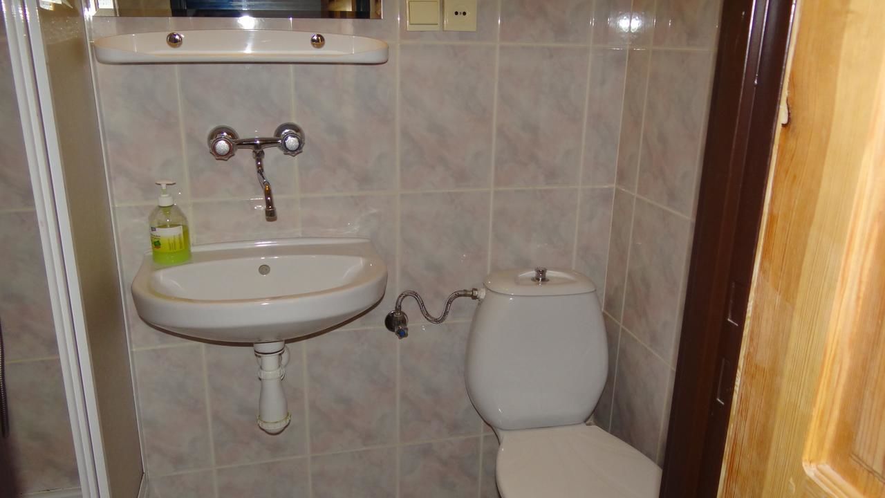 Курортные отели Hotel Korona Mostowice