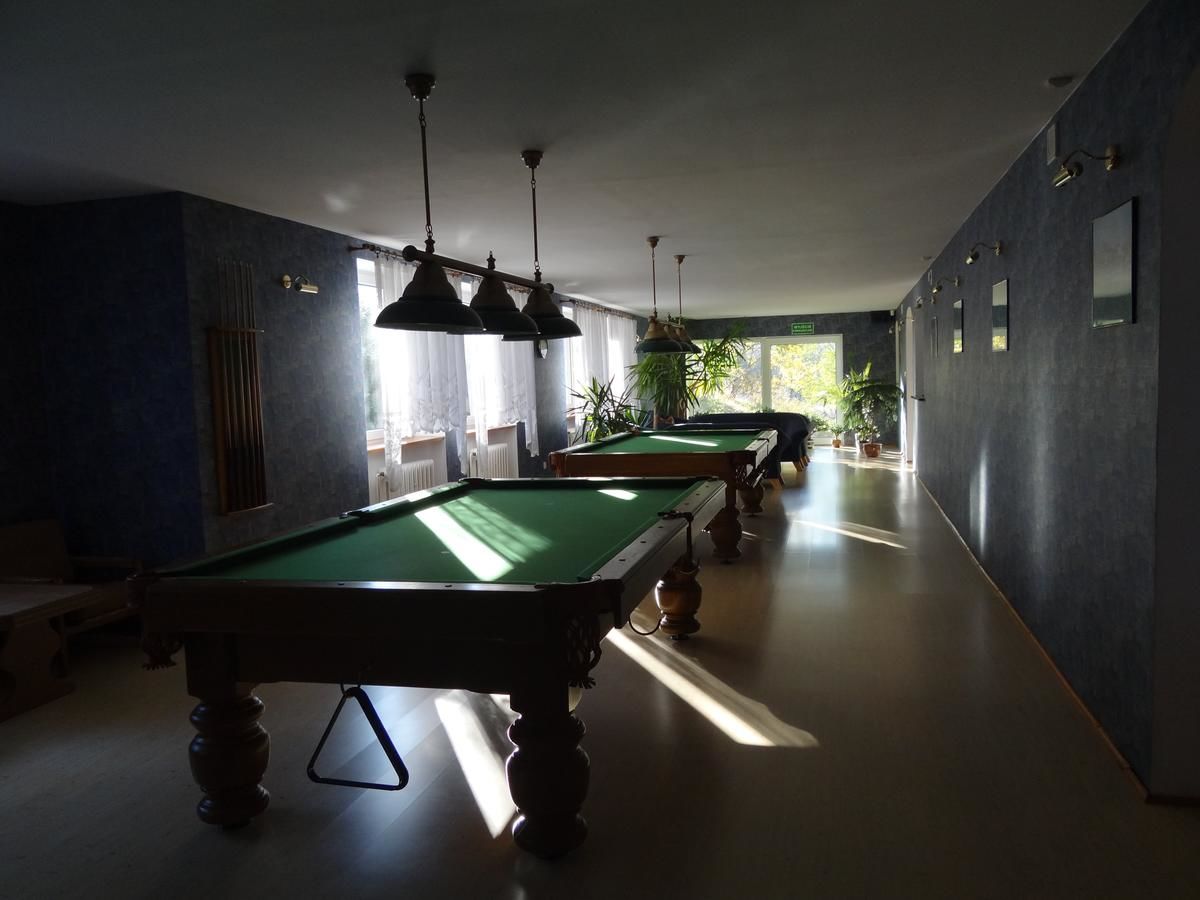 Курортные отели Hotel Korona Mostowice-11